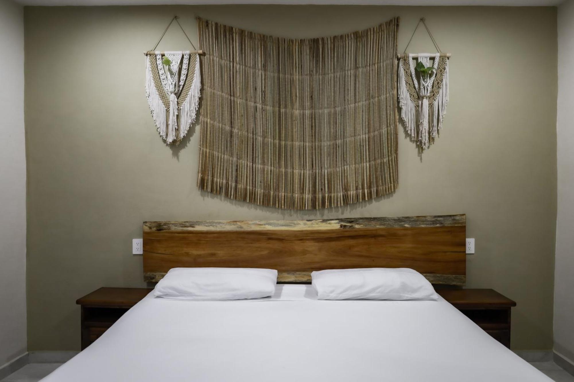 Hostal Tunich Naj & Hotel Valladolid  Eksteriør billede