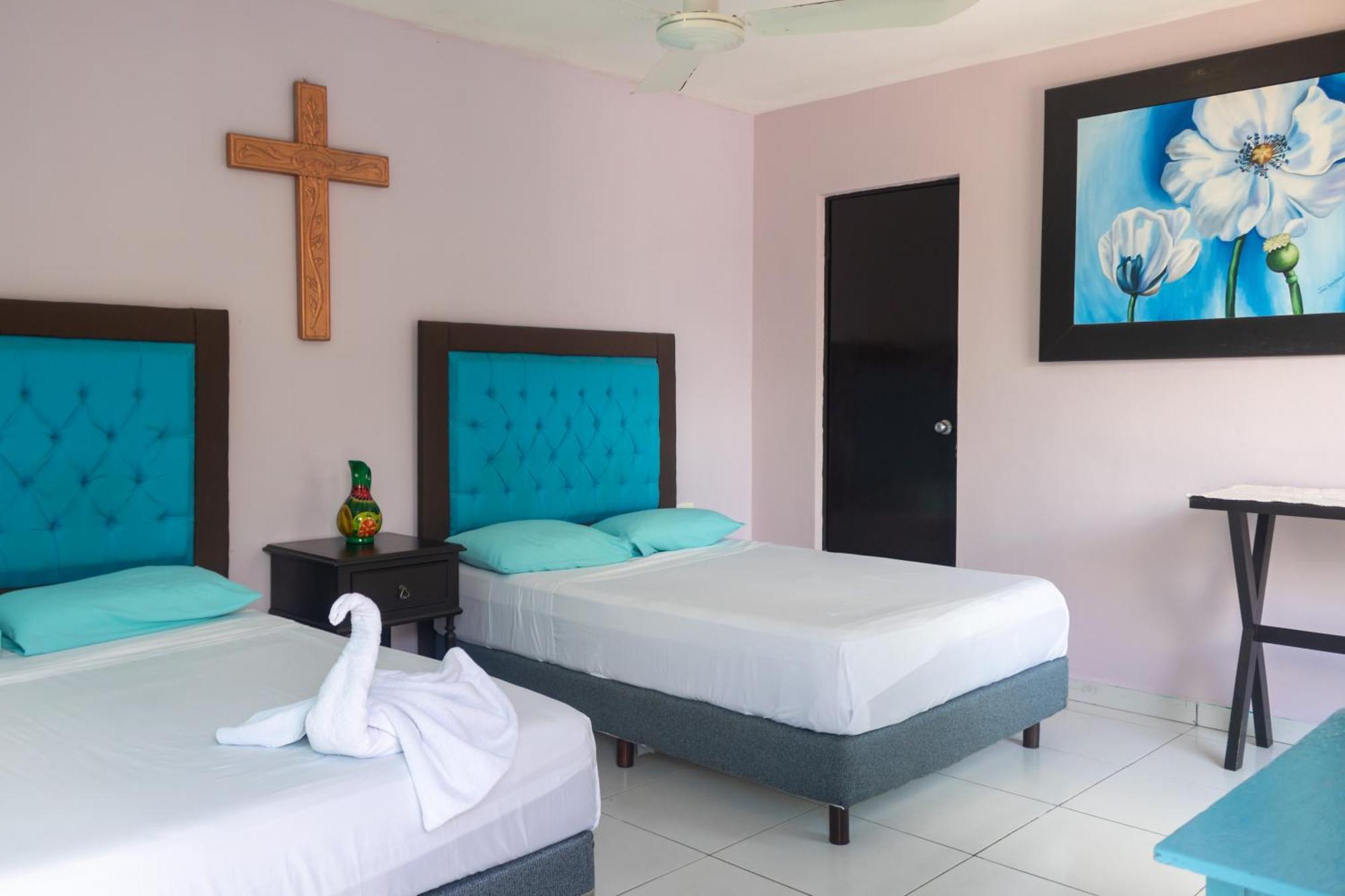 Hostal Tunich Naj & Hotel Valladolid  Eksteriør billede