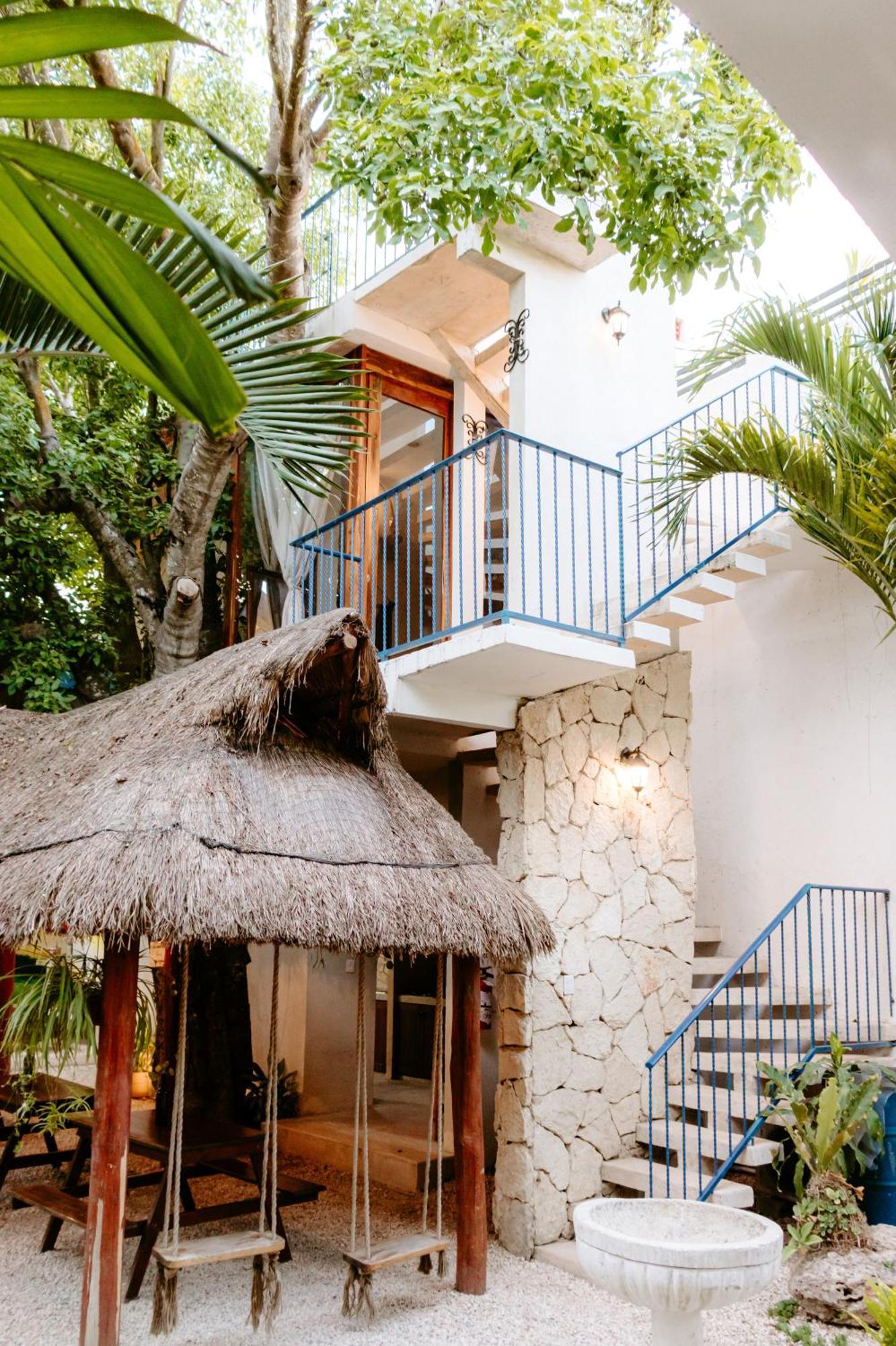 Hostal Tunich Naj & Hotel Valladolid  Eksteriør billede